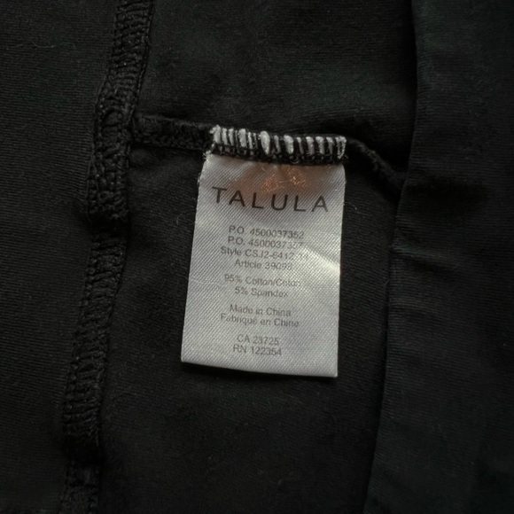 Talula Black Mid-Rise (Chill) Full Length Leggings - XS - Picture 8 of 9